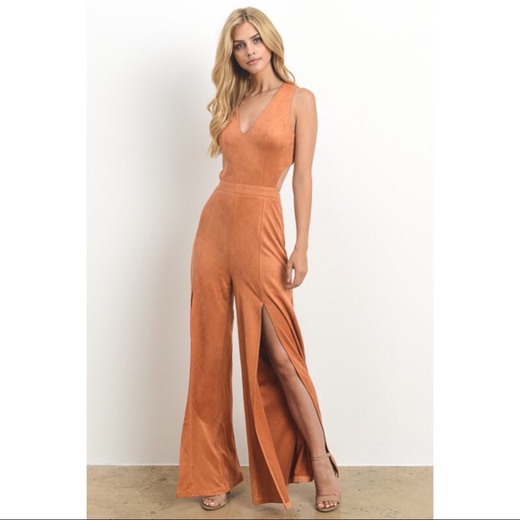 🆕🎉HP🎉5⭐️SO Gorgeous Jumpsuit - Picture 4 of 7